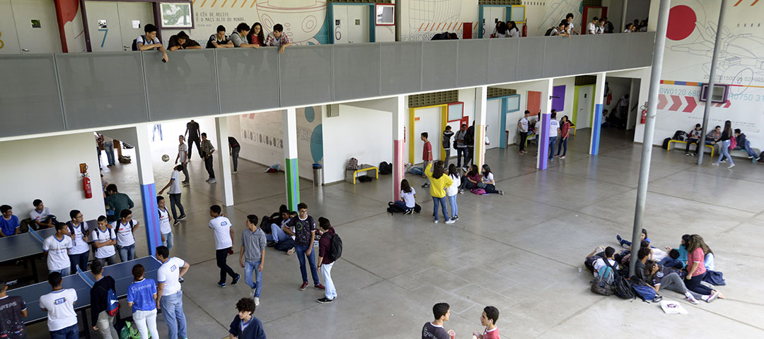 Com ensino médio e técnico integrado, a escola incentiva que os alunos coloquem a mão na massa para criar jogos, aplicativos e animações